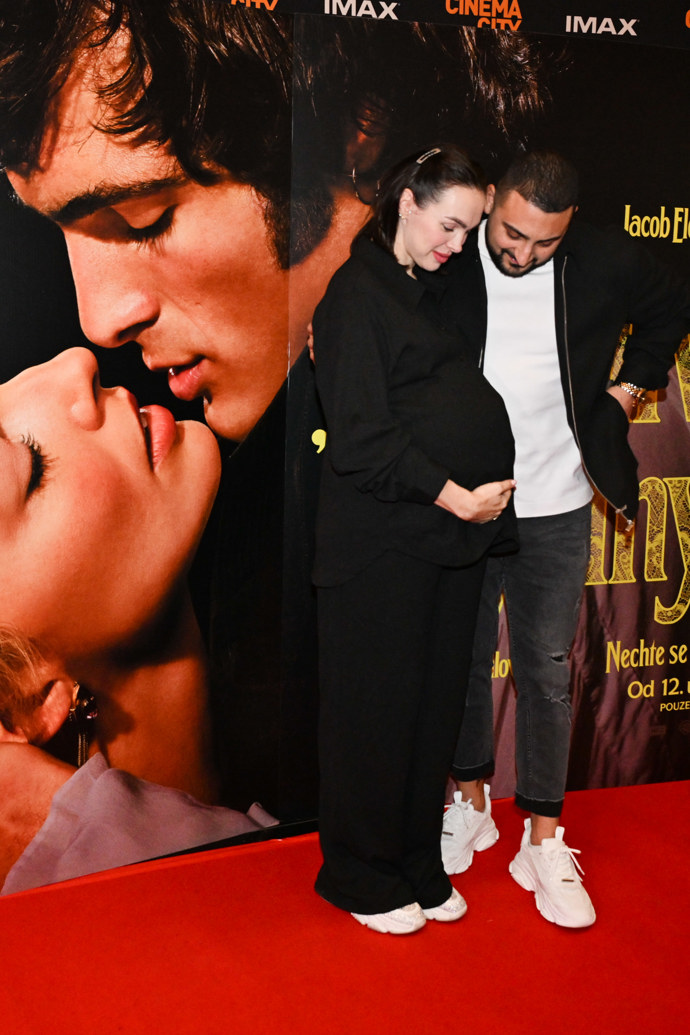 FOTO: Kamila Nývltová a Eddie Ramadanem se brzy dočkají dvojčátek. – stránka 10