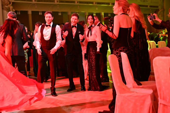 FOTO: Martin a Miroslav to na parketu rozjeli společně s Heidi Janků.