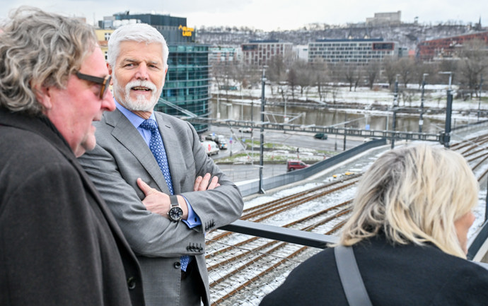 FOTO: Petr Pavel v Bubnech. – stránka 5