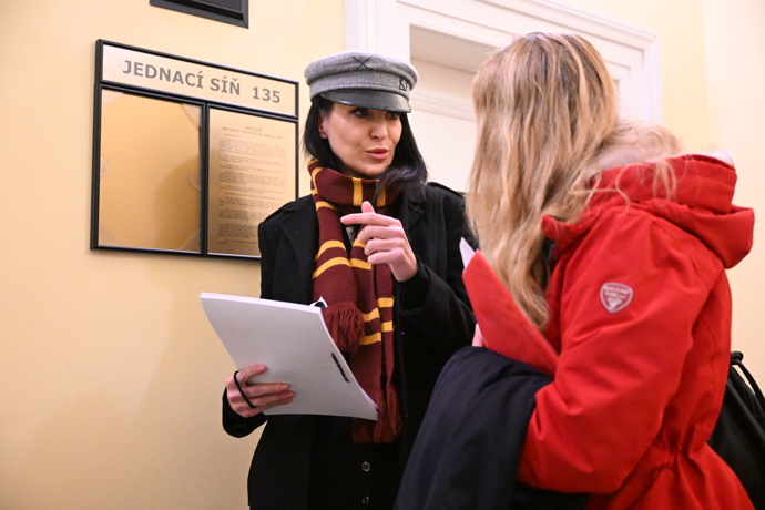 FOTO: Soudní spor Adama Krause a Nikol Enevové pokračuje. – stránka 3