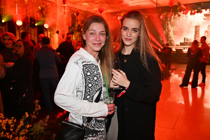 FOTO: Amélie Pokorná Zedníčková je krásná po mamince. – stránka 87