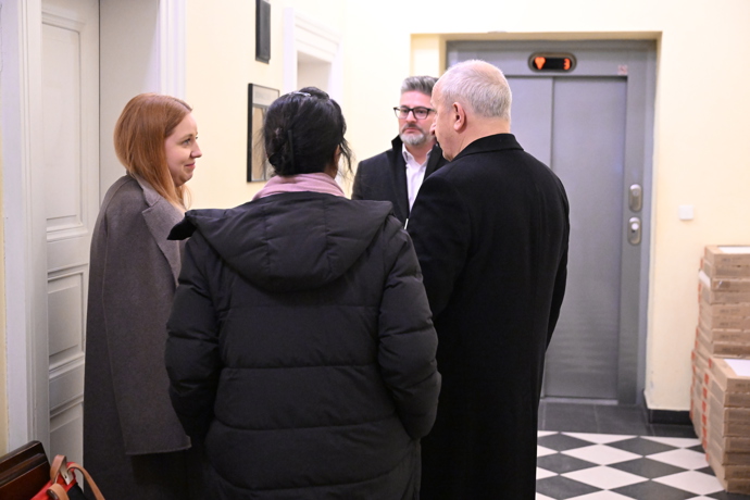 FOTO: K soudu dorazil také moderátor Jan Kraus a exmanželka Jana Krausová. – stránka 15