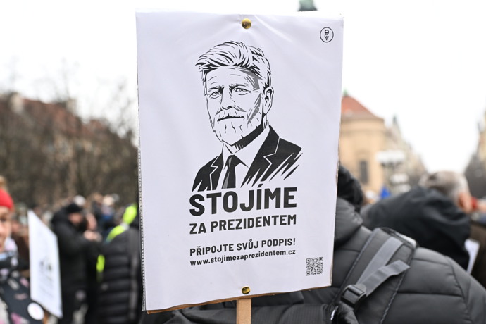 FOTO: Prezident Petr Pavel se dočkal velké podpory. – stránka 83