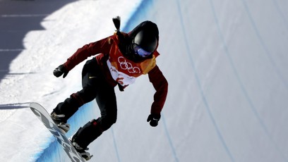 FOTO: Liou Ťia-jü utrpěla hrozivý pád.