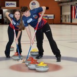 Vít Chabičovský a Julie Zelingrová jsou nejmladším curlerským týmem na olympiádě v Miláně, přesto se mezi elitou neztratili.