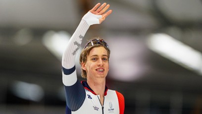 FOTO: Rychlobruslař Metoděj Jílek nastupuje na zimních Olympijských hrách ke prvnímu olympijskému závodu v životě.