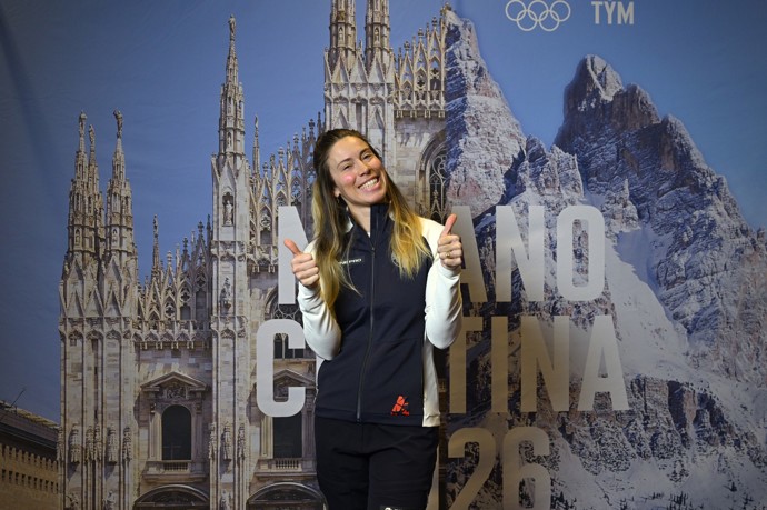 FOTO: Snowboardistka Eva Adamczyková. – stránka 14