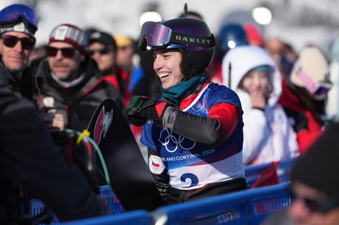 FOTO: Zuzana Maděrová se raduje z olympijského zlata. – stránka 4