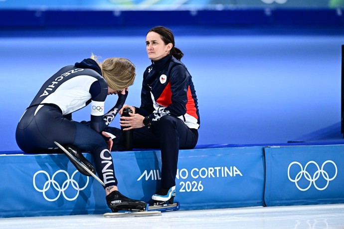 FOTO: Nikola Zdráhalová a Martina Sáblíková.