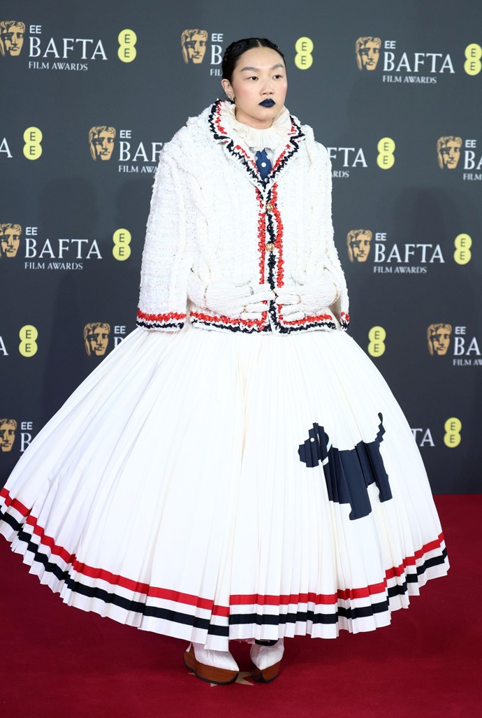 FOTO: Zpěvačka Audrey Nuna na cenách BAFTA. – stránka 8