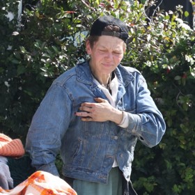 Bývalá modelka Loni Willison žije na ulici.