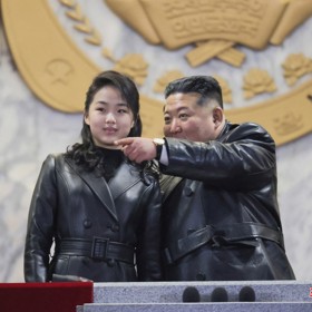 Severokorejský vůdce Kim Čong-un si zřejmě vybral svého nástupce. 