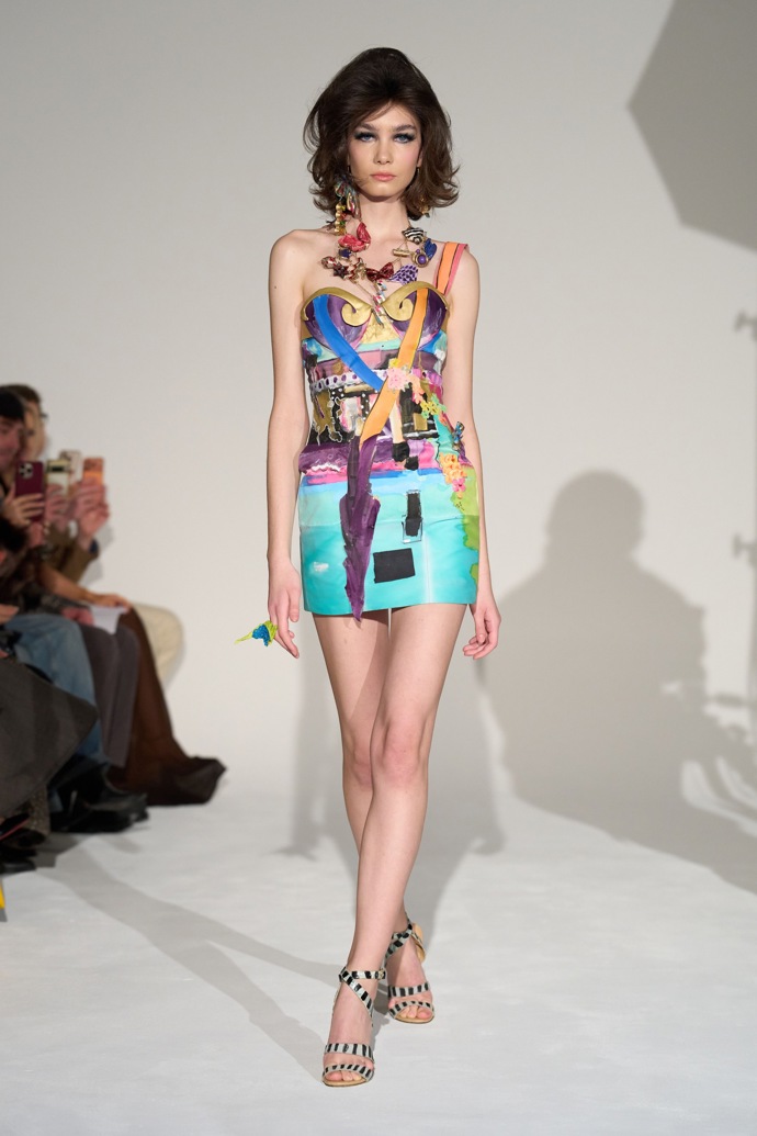 FOTO: Rézi Simons na přehlídce Ronalda Van Der Kempa. – stránka 2