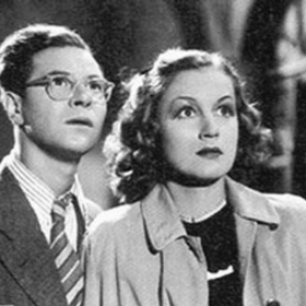 snímek z filmu Těžký život dobrodruha (Ladislav Pešek, Adina Mandlová)