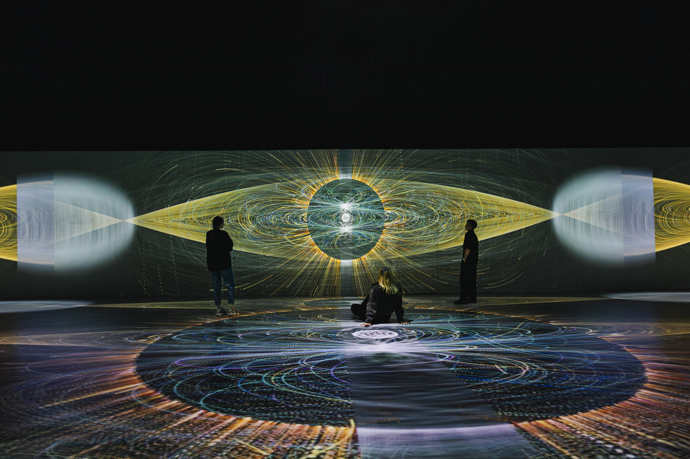 FOTO: Aktuálně je v Signal Space k vidění výstava Echoes of Tomorrow. – stránka 4