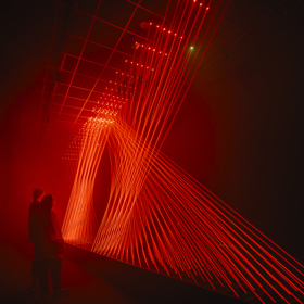 Aktuálně je v Signal Space k vidění výstava Echoes of Tomorrow.