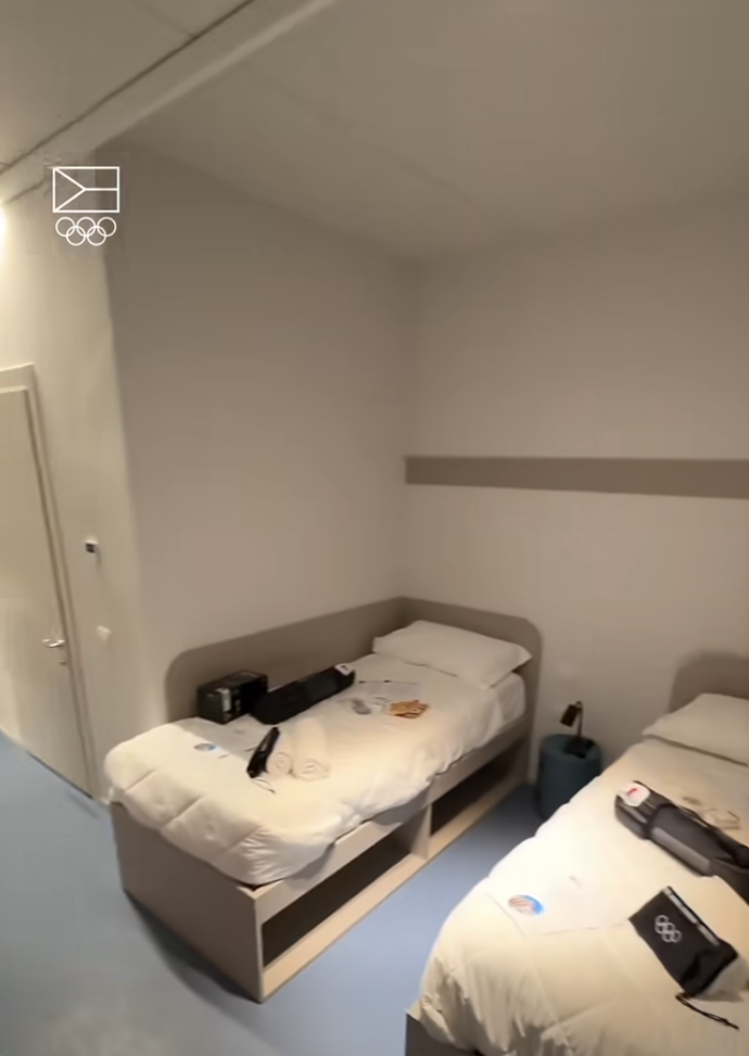 FOTO: Ubytování českých hokejistů na Zimních olympijských hrách. – stránka 19