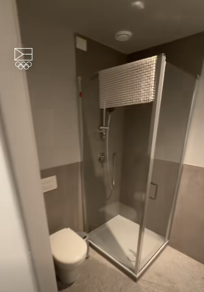 FOTO: Ubytování českých hokejistů na Zimních olympijských hrách. – stránka 18