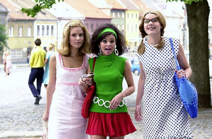 FOTO: Betka Stanková, Anna Veselá a Zuzana Norisová ve filmu Rebelové. – stránka 1