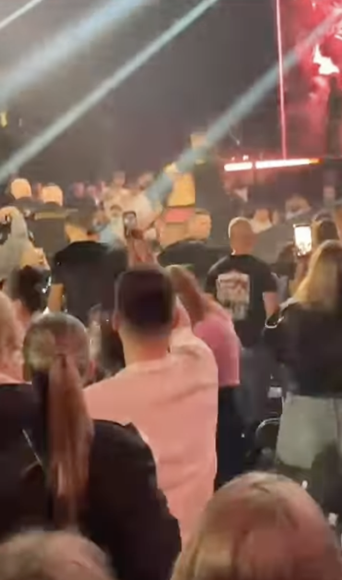 FOTO: Pali Hari se stal obětí šíleného lynče. – stránka 15