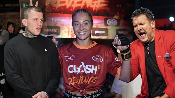 FOTO: Clash měl nechutnou dohru v podobě lynče Paliho Hariho, který odnesla také Hanka Gelnarová. – stránka 2