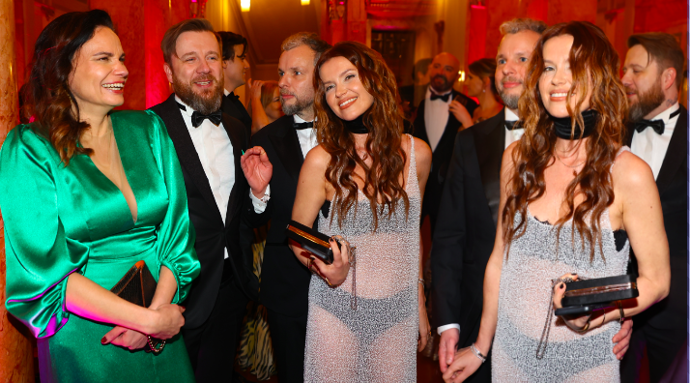 FOTO: Marek Prchal po boku neznámé krásky.