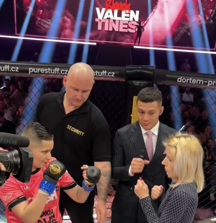 FOTO: Shopaholicadel na galavečeru Clashe 15.