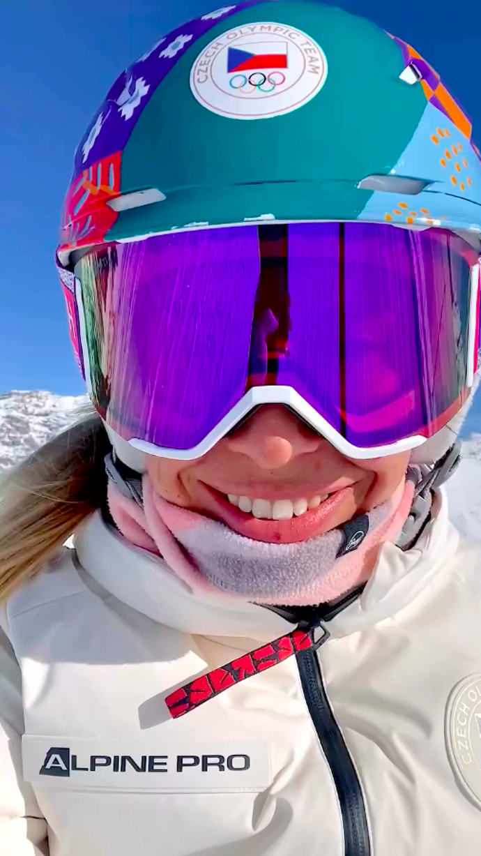 FOTO: Eva má na Olympiádě speciální helmu. – stránka 4