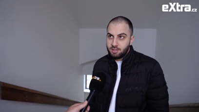 FOTO: Youtuber Mike Oganesjan jako první veřejně upozornil na kauzu Pepy Kůrky.