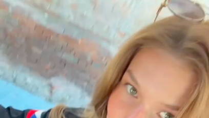 FOTO: Nikola vzala své fanoušky do zákulisí.