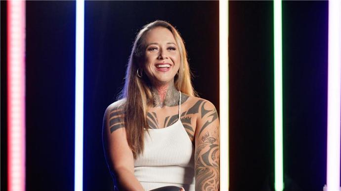 FOTO: Hlavní hrdinkou nové epizody je energická Tereza, která se živí jako profi domina. – stránka 48