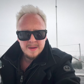 Štěpán Kozub na své sítě nahrál ironické video, kde kritizoval své kolegy.