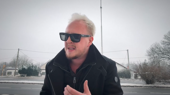 FOTO: Ve videu byl naprosto přesvědčivý. – stránka 19