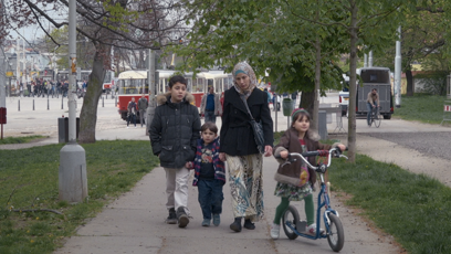 FOTO: Dokument mapuje deset let života rodiny Alhariri.
