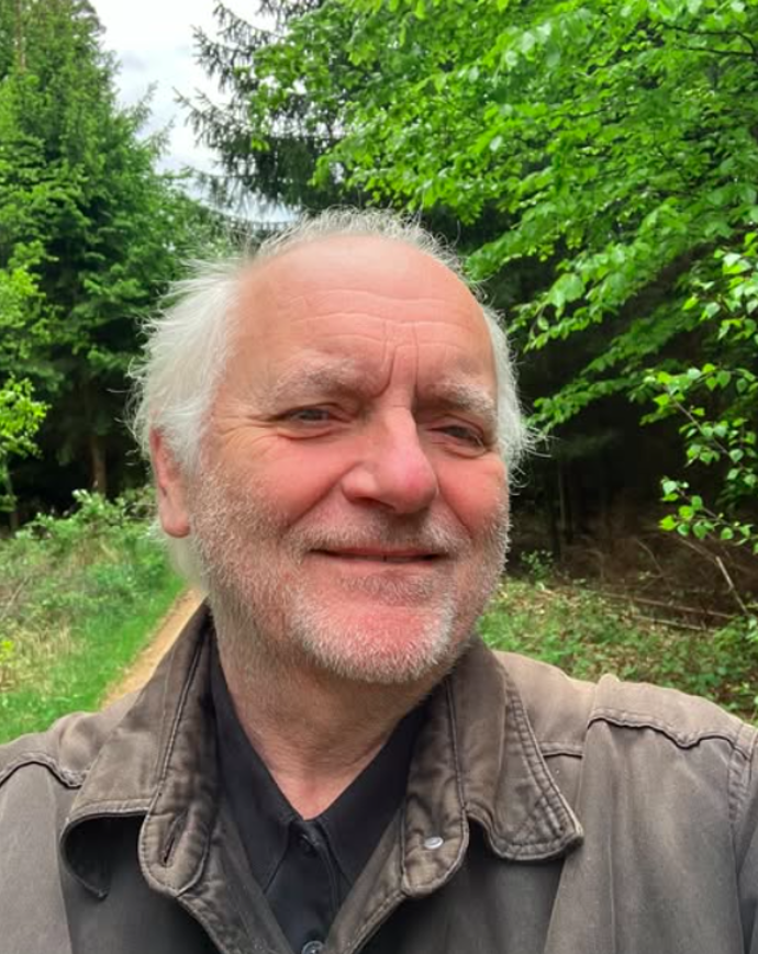 FOTO: Král cestování v 90. letech se chce vrátit k tomu, co mu šlo. – stránka 3