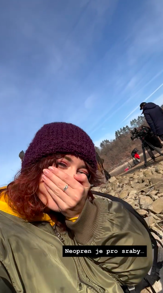 FOTO: Náročné, ale zábavné natáčení venkovní scény.