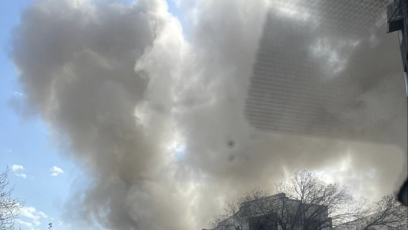 FOTO: Po celém Teheránu byl vidět hustý kouře nad městem.