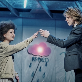 Tereza Marečková se Zdeňkem Piškulou v nejslavnější Shakespearova tragédie o nešťastné lásce.