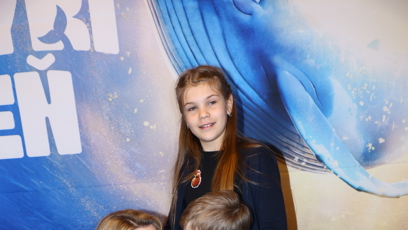 FOTO: Iveta Lutovská s dětmi na premiéře animovaného filmu Velrybí píseň.