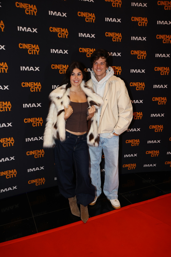 FOTO: Gabriela Lhotáková dorazila s partnerem. – stránka 3