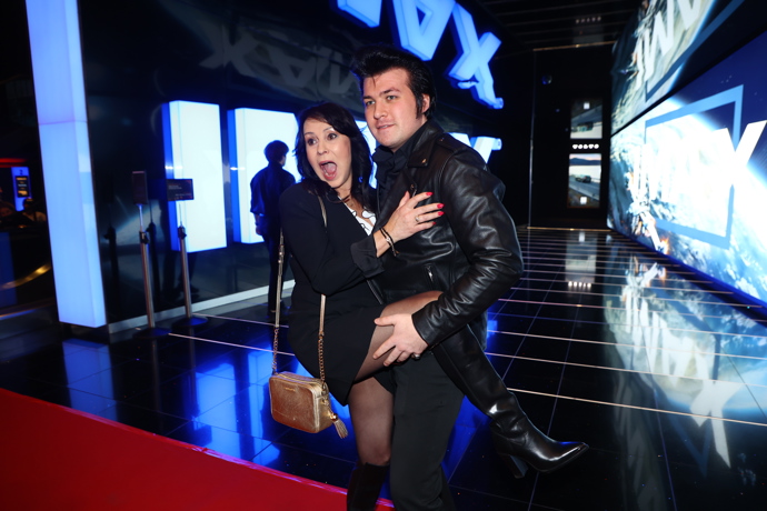 FOTO: Heidi Janků to rozjela s falešným Elvisem. – stránka 10