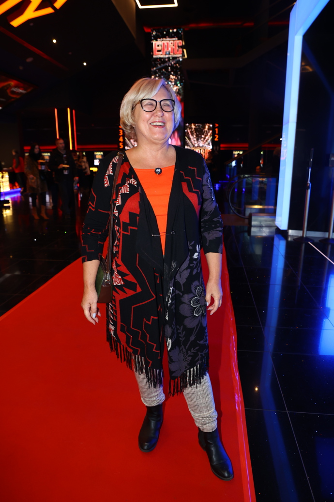 FOTO: Kateřina Cajthamlová dorazila ve velmi dobré náladě. – stránka 6