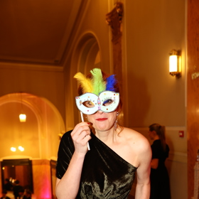 Michaela si dala záležet, aby její originální doplněk vyfotilo co nejvíc fotografů a její dcerka mohla mít radost. 