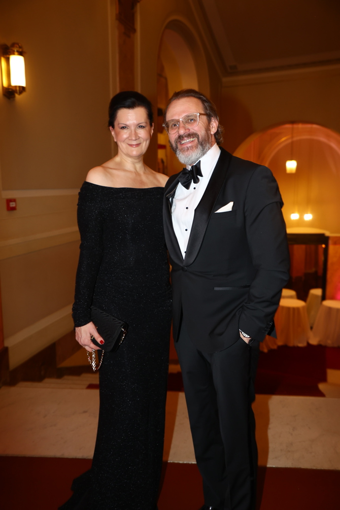 FOTO: Tatiana Kováříková s manželem Petrem. – stránka 43