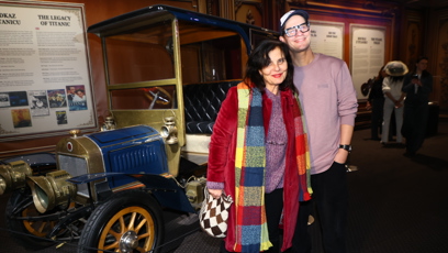 FOTO: Jana Krausová s Davidem na výstavě Titanicu.