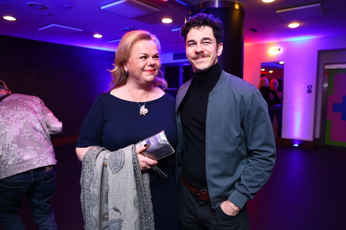 FOTO: Marek Adamczyk a Sabina Remundová ze seriálu Buldok z Poděbrad. – stránka 5