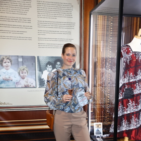 Zuzana Kajnarová ve společnosti. 