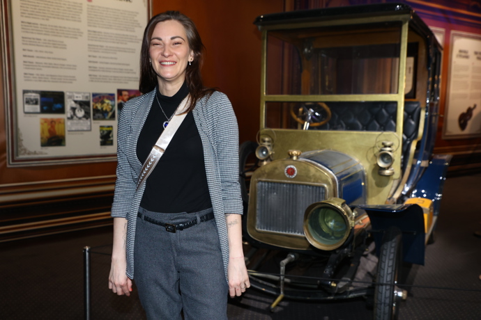 FOTO: Bára Jánová na výstavě Titanicu. – stránka 1