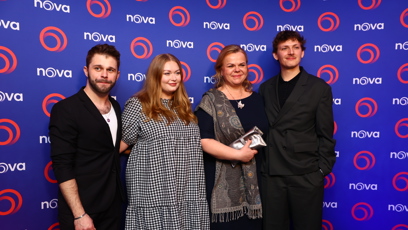FOTO: Herecká delegace na premiéře seriálu Buldok z Poděbrad.