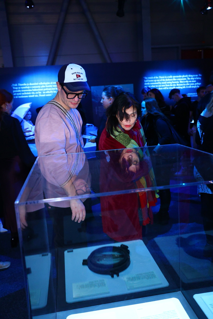 FOTO: David Kraus s maminkou Janou. – stránka 12